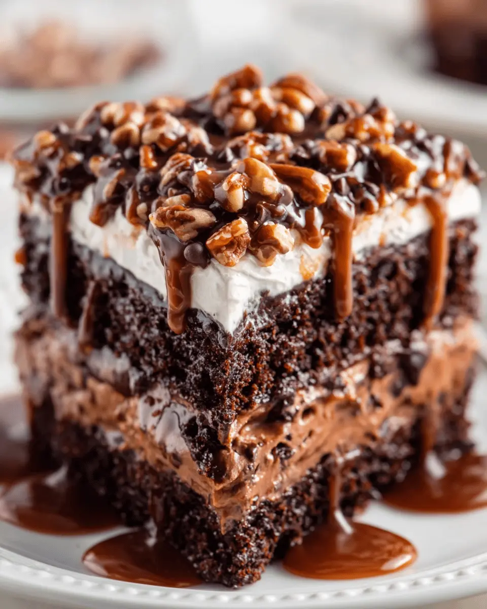 Chocolate Turtle Cake: Indulgent Recipe for Homemade Bliss